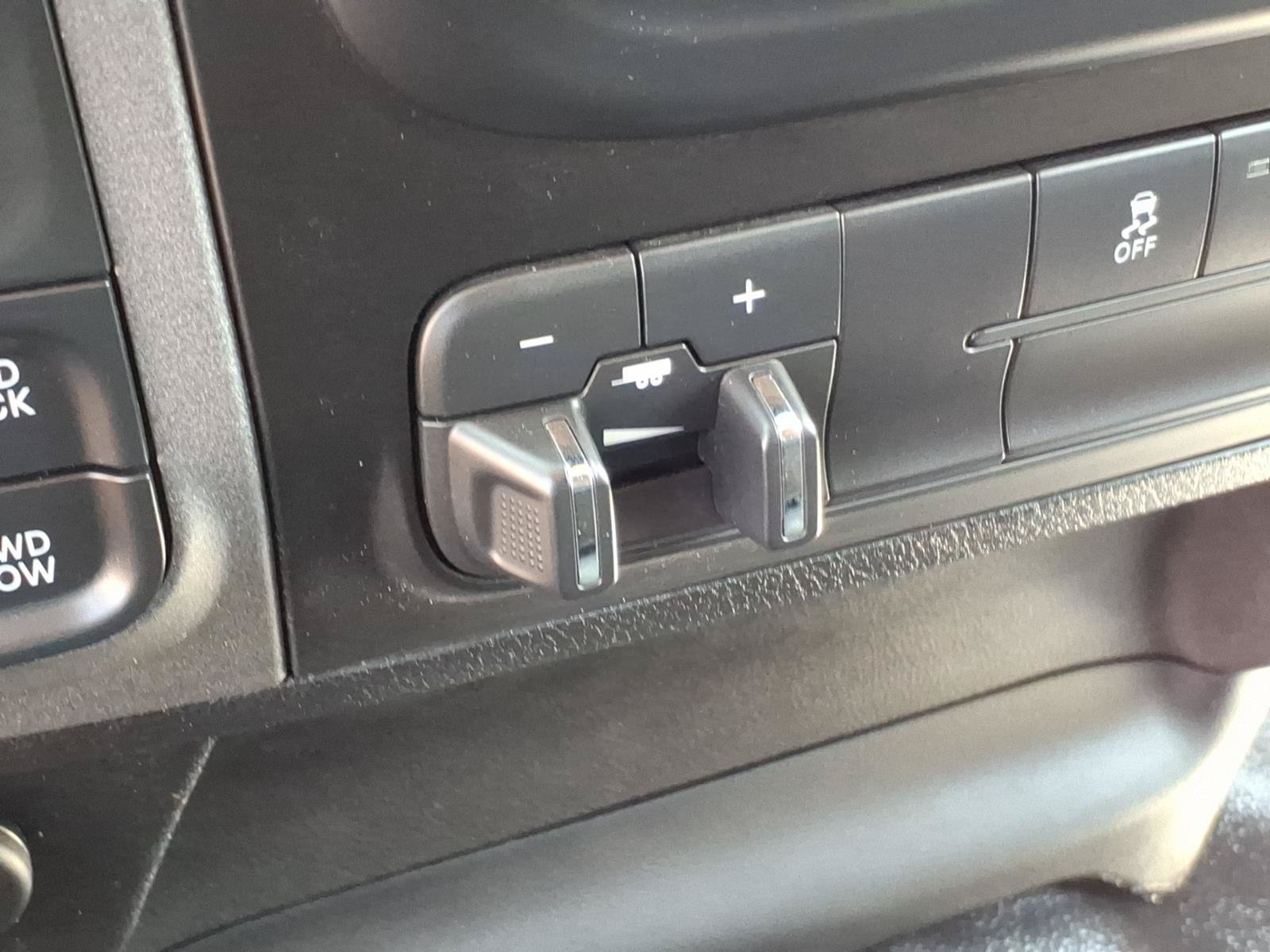 Used 2022 RAM 1500 Tradesman w/ Trailer Tow Group AWD/4WD image 12