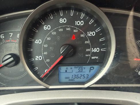 Used 2015 Toyota RAV4 XLE AWD/4WD image 11