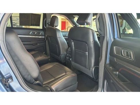 Used 2018 Ford Explorer Sport w/ Equipment Group 401A image 13