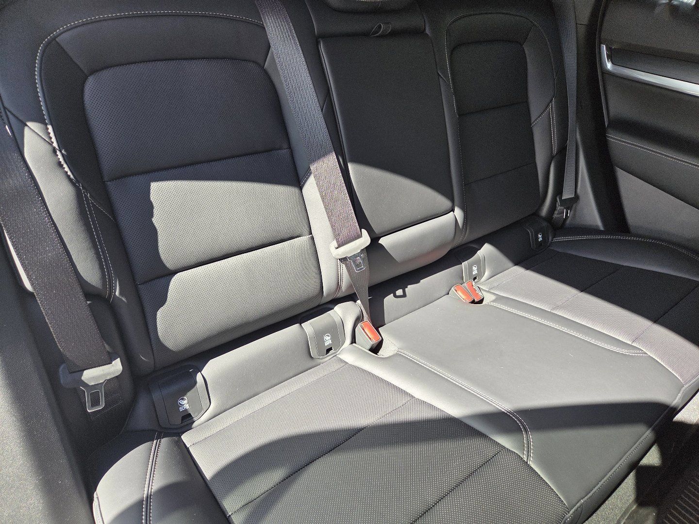 New 2027 GMC Terrain Elevation w/ Elevation Premium Package AWD/4WD image 24