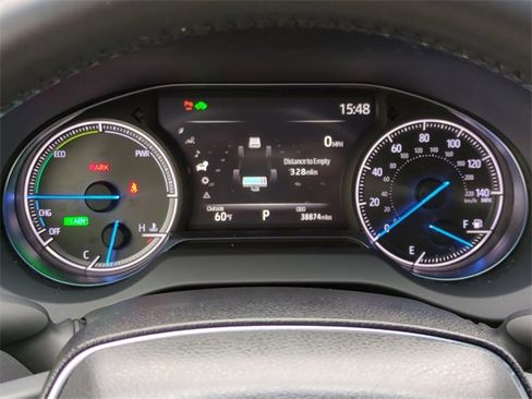 Used 2022 Toyota Venza Limited w/ Advanced Technology Package image 27