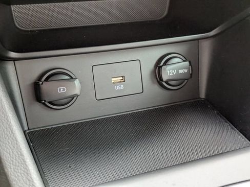 Used 2022 Hyundai Kona SEL FWD image 22