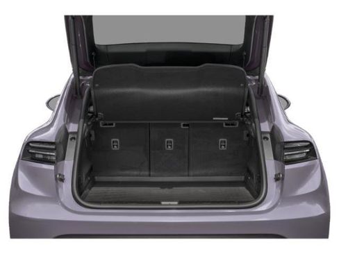 Certified 2025 Porsche Macan Electric image 13