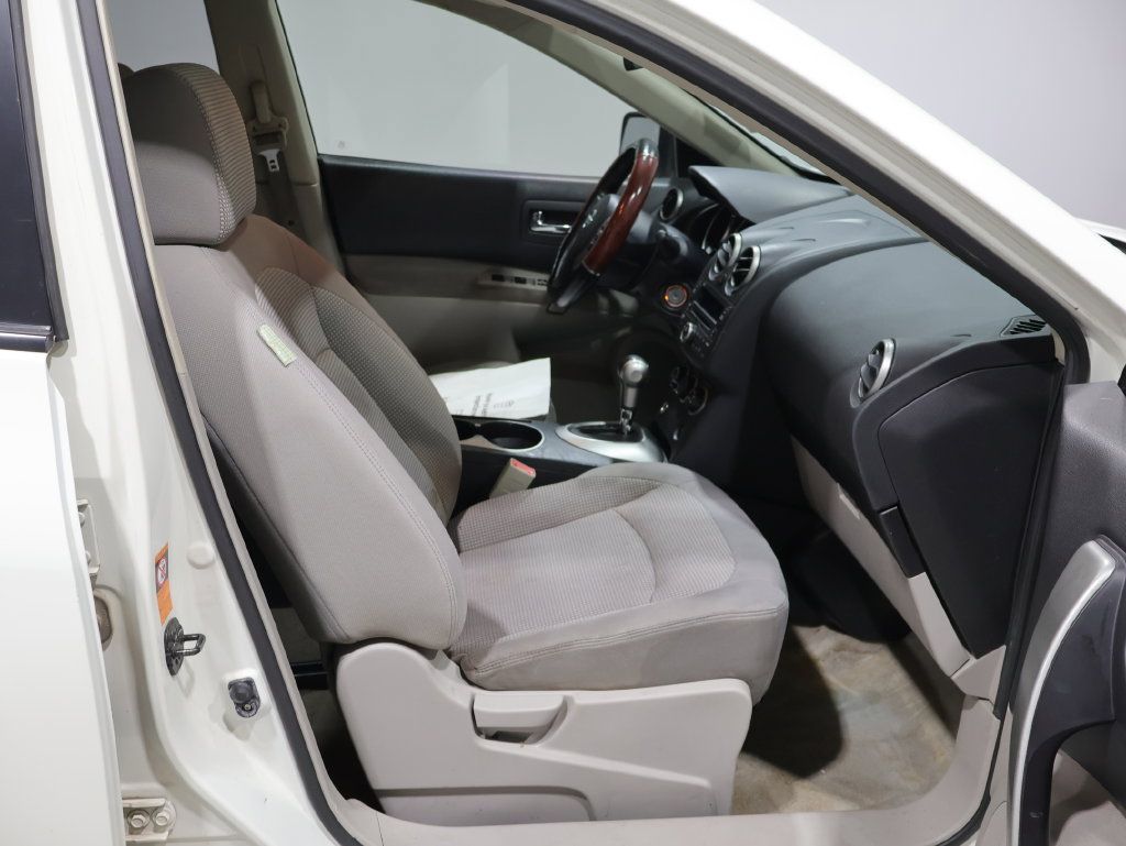 Used 2008 Nissan Rogue SL w/ Moonroof Pkg FWD image 12