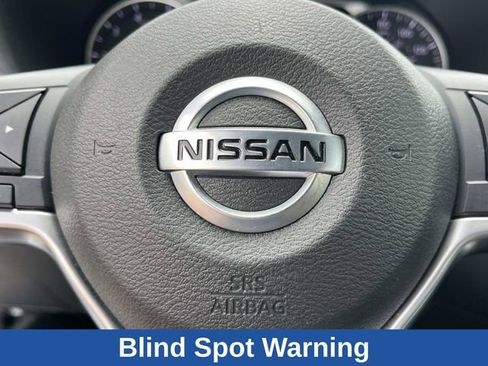 Used 2023 Nissan Sentra SV FWD image 35