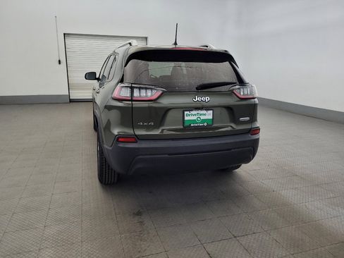 Used 2020 Jeep Cherokee Latitude AWD/4WD image 6