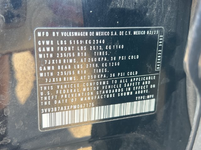 Used 2023 Volkswagen Tiguan SE FWD image 39