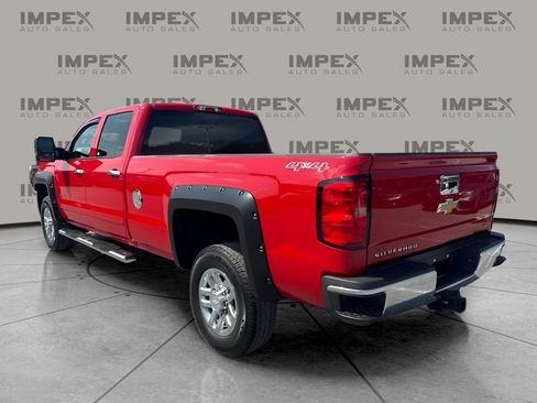 Used 2015 Chevrolet Silverado 2500 LT w/ LT Convenience Package AWD/4WD image 3