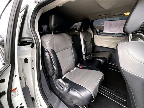 Used 2023 Toyota Sienna LE image 22