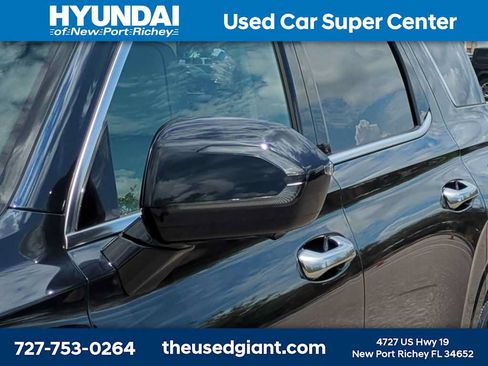 Certified 2024 Hyundai Palisade Calligraphy FWD image 11