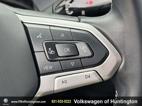 Certified 2025 Volkswagen Tiguan SE image 20