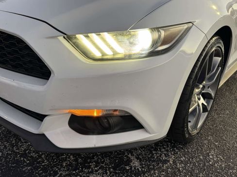 Used 2016 Ford Mustang Premium image 9