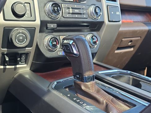 Used 2016 Ford F150 King Ranch w/ Equipment Group 601A Luxury image 20