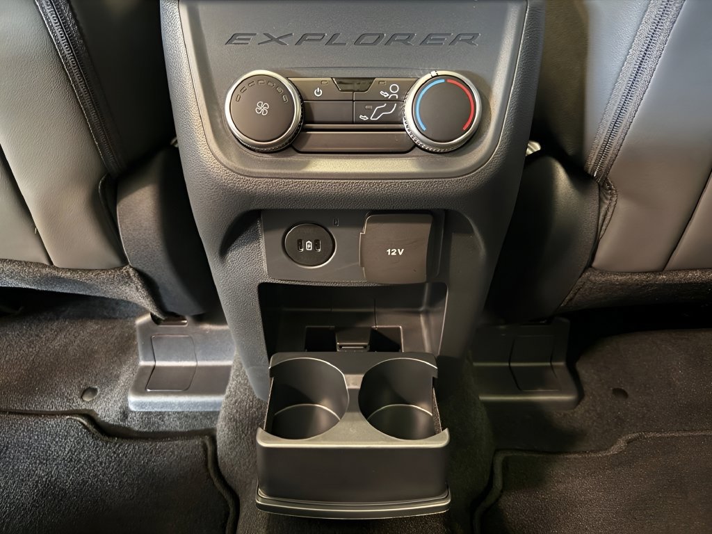 New 2026 Ford Explorer Active w/ Active Comfort Package AWD/4WD image 14