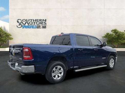 Used 2024 RAM 1500 Laramie AWD/4WD image 5