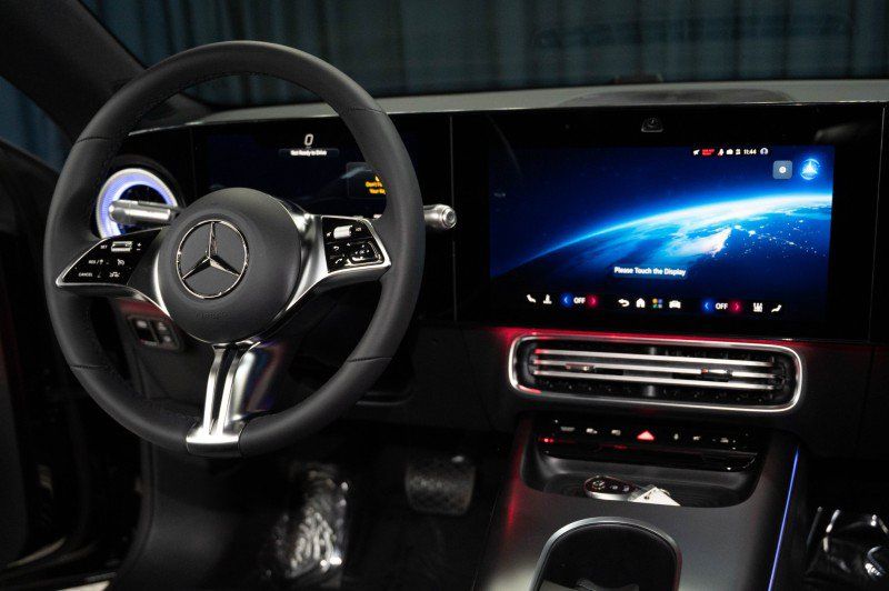 New 2027 Mercedes-Benz CLA 250+ image 17