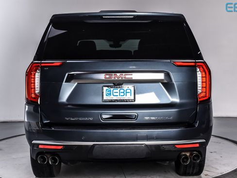 Used 2021 GMC Yukon Denali w/ Denali Premium Package image 5