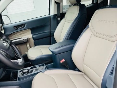 New 2026 Ford Maverick Lariat image 13