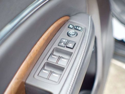 Used 2017 Acura MDX SH-AWD w/ Advance Package image 32