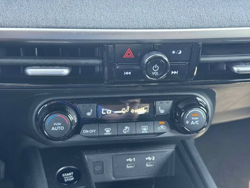 Used 2026 Nissan Kicks SV w/ Cold Weather Package AWD/4WD image 27