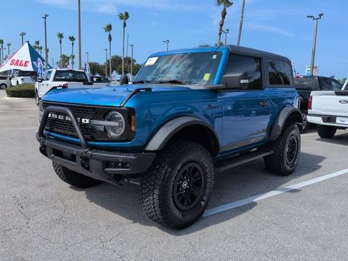 Used 2023 Ford Bronco Wildtrak AWD/4WD image 8