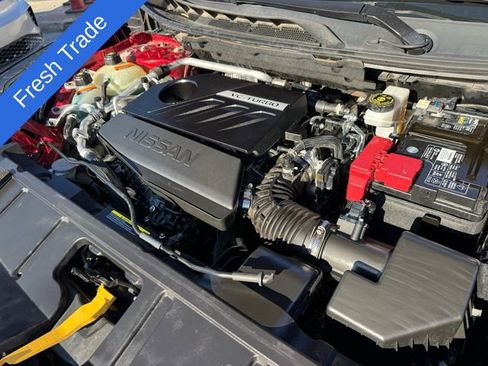 Used 2022 Nissan Rogue Platinum w/ Head-Up Display Package image 18