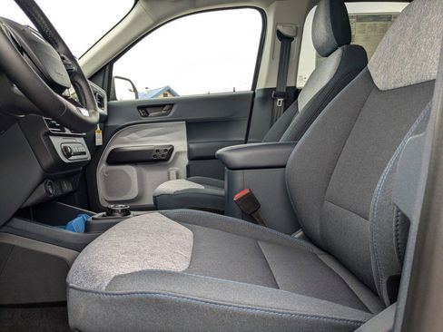 New 2025 Ford Maverick XLT w/ XLT Luxury Package image 14