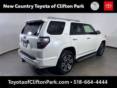Used 2023 Toyota 4Runner Limited AWD/4WD image 3