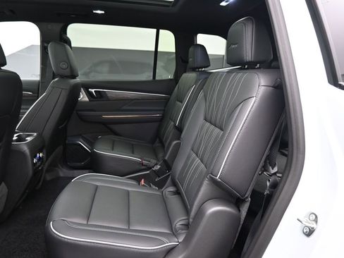 New 2026 Buick Enclave Avenir w/ Super Cruise Package image 25