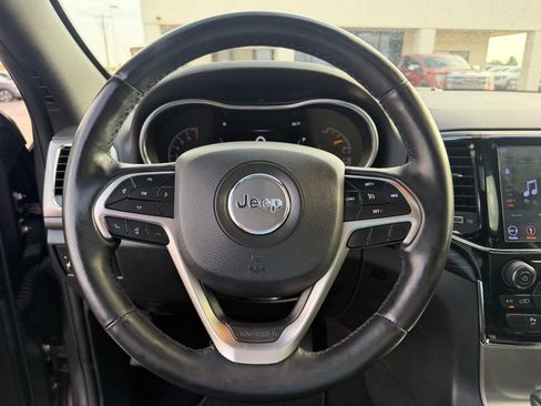 Used 2019 Jeep Grand Cherokee Altitude AWD/4WD image 33