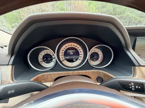 Used 2014 Mercedes-Benz E 350 Sedan image 18