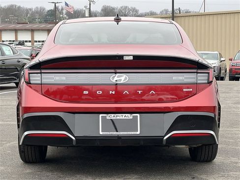 Certified 2025 Hyundai Sonata SEL image 34