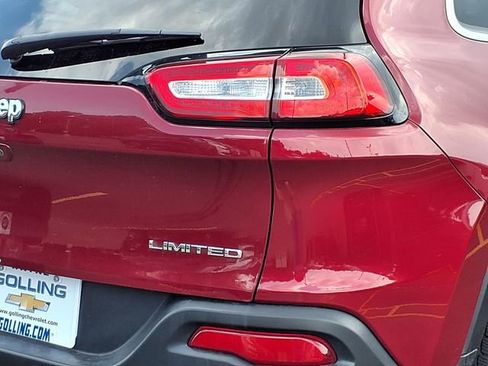 Used 2016 Jeep Cherokee Limited AWD/4WD image 26