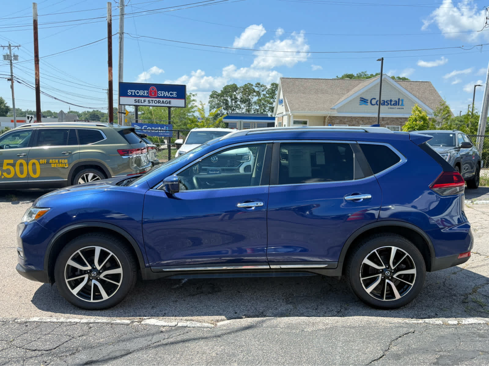 Used 2020 Nissan Rogue SL AWD/4WD image 4