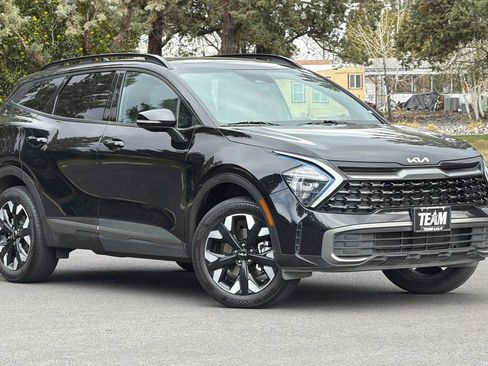 Used 2023 Kia Sportage X-Line w/ X-Line Premium Package image 2