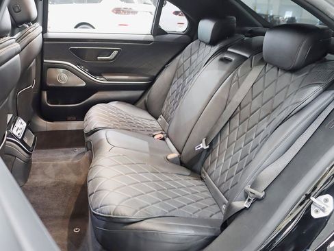 Used 2021 Mercedes-Benz S 580 4MATIC Sedan image 30