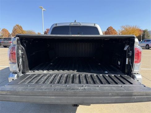 Certified 2021 Toyota Tacoma TRD Sport image 30