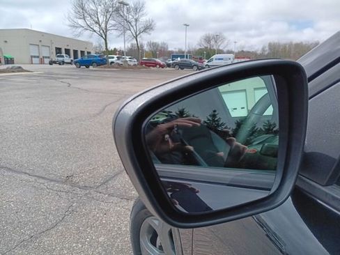Used 2023 Ford Escape ST-Line w/ Tech Pack #1 AWD/4WD image 21