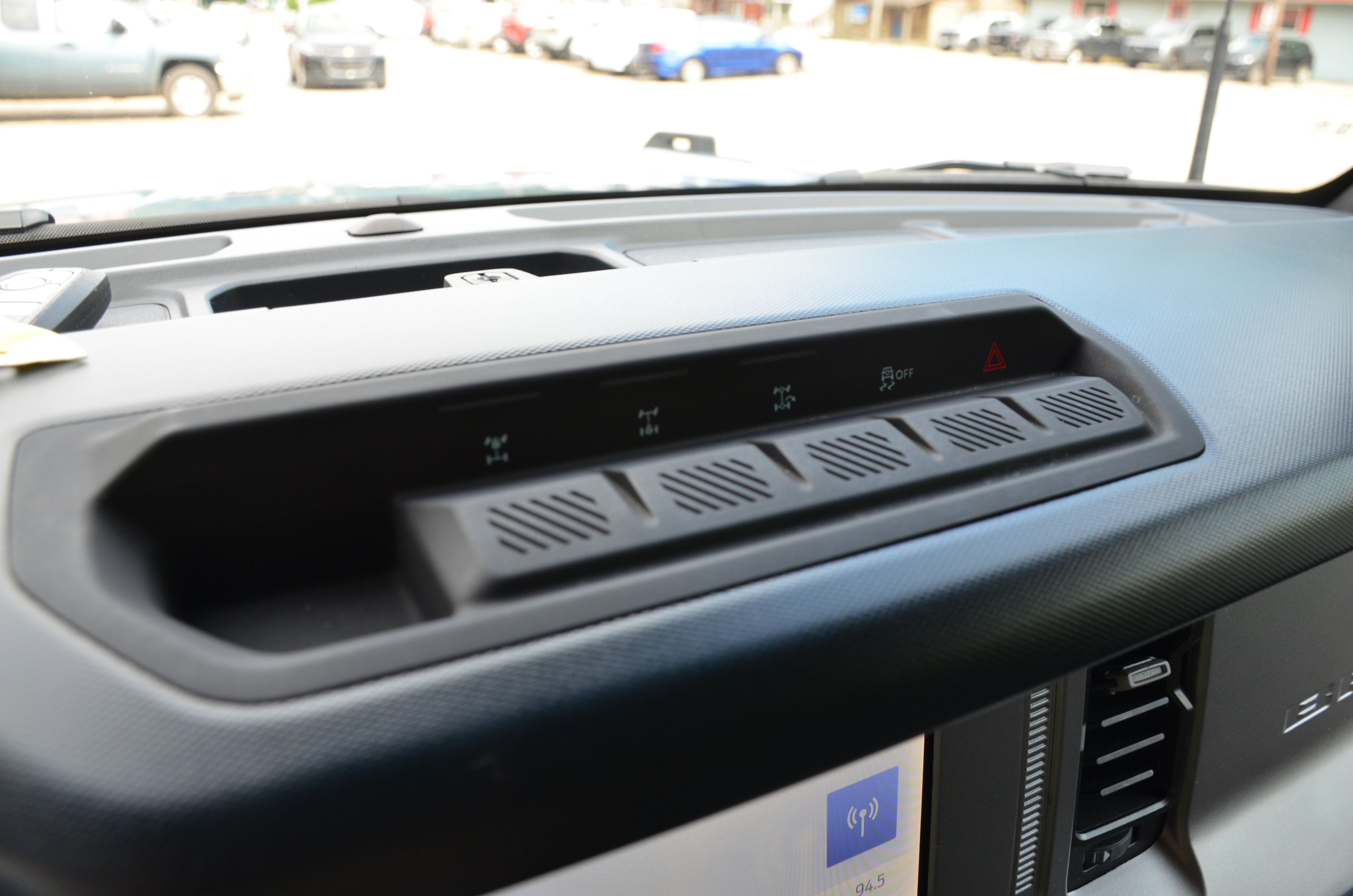 Used 2023 Ford Bronco Outer Banks w/ Sasquatch Package AWD/4WD image 50