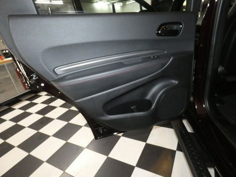 Used 2024 Dodge Durango GT image 29