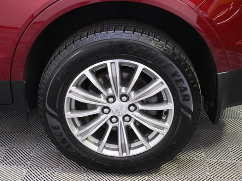 Used 2017 Cadillac XT5 Luxury w/ Driver Awareness Package AWD/4WD image 20