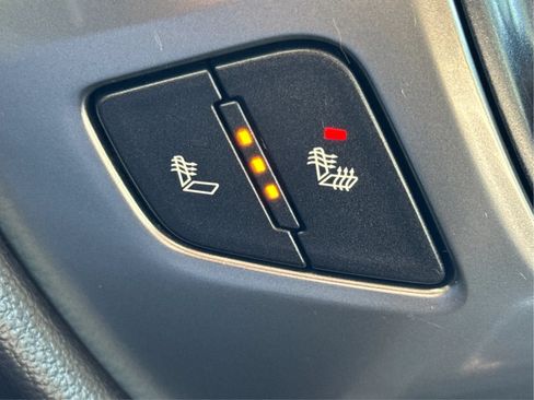 Used 2016 Chevrolet Silverado 1500 LTZ AWD/4WD image 35