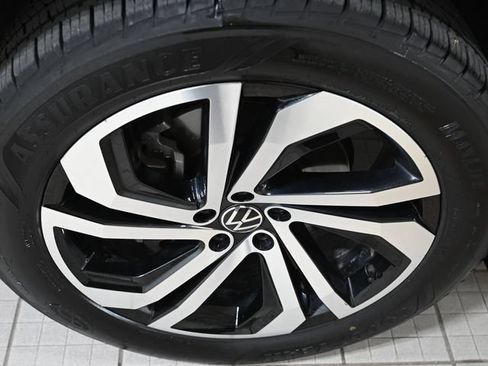 Used 2021 Volkswagen Atlas SEL Premium AWD/4WD image 20