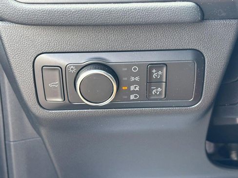 Used 2024 Ford Escape ST-Line w/ Tech Pack #1 AWD/4WD image 18