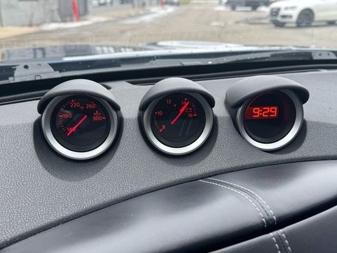 Used 2017 Nissan 370Z Coupe image 26