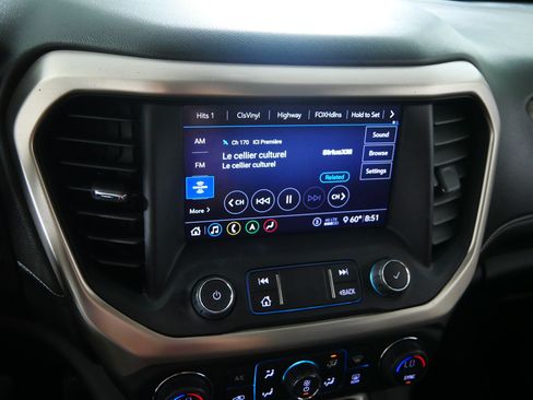 Certified 2020 GMC Acadia Denali w/ Denali Ultimate Package AWD/4WD image 22