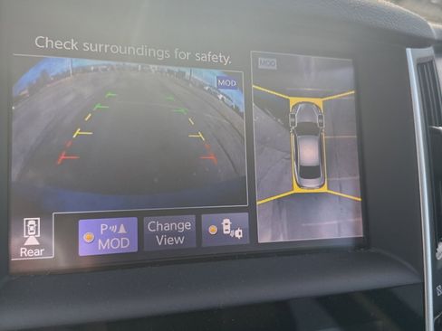 Used 2018 INFINITI Q50 Luxe w/ Sensory Package (Luxe) image 4