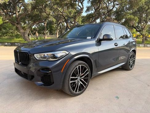 Used 2022 BMW X5 M50i w/ Executive Package AWD/4WD image 1