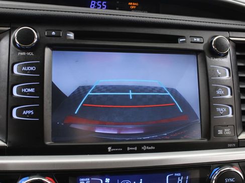 Used 2017 Toyota Highlander XLE image 33