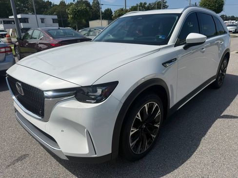 Used 2024 MAZDA CX-90 Plug-In Hybrid w/ Premium Pkg AWD/4WD image 3